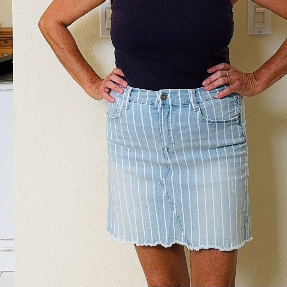 Kensie jeans women's denim skirt 6/28 🦋